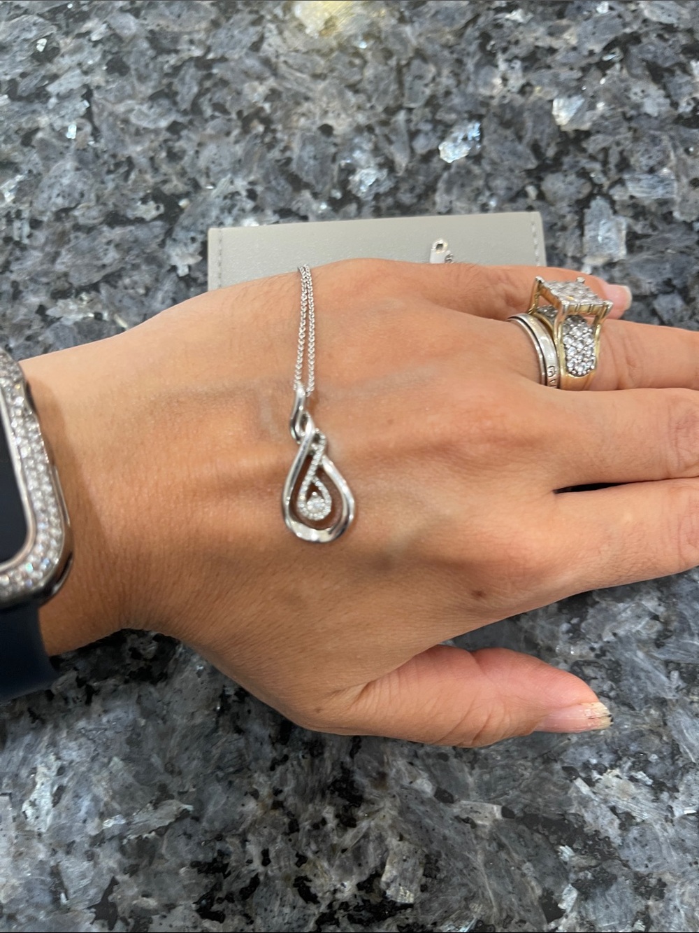 Silver Teardrop Pendant Necklace with Cream Jewelry Pouch
